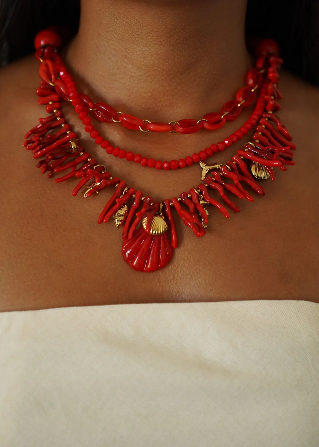 Collier multirang rouge et doré