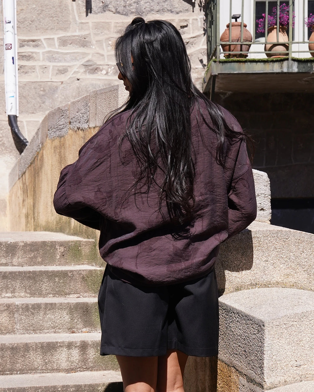 Blouse marron fermetures brandebourgs col V