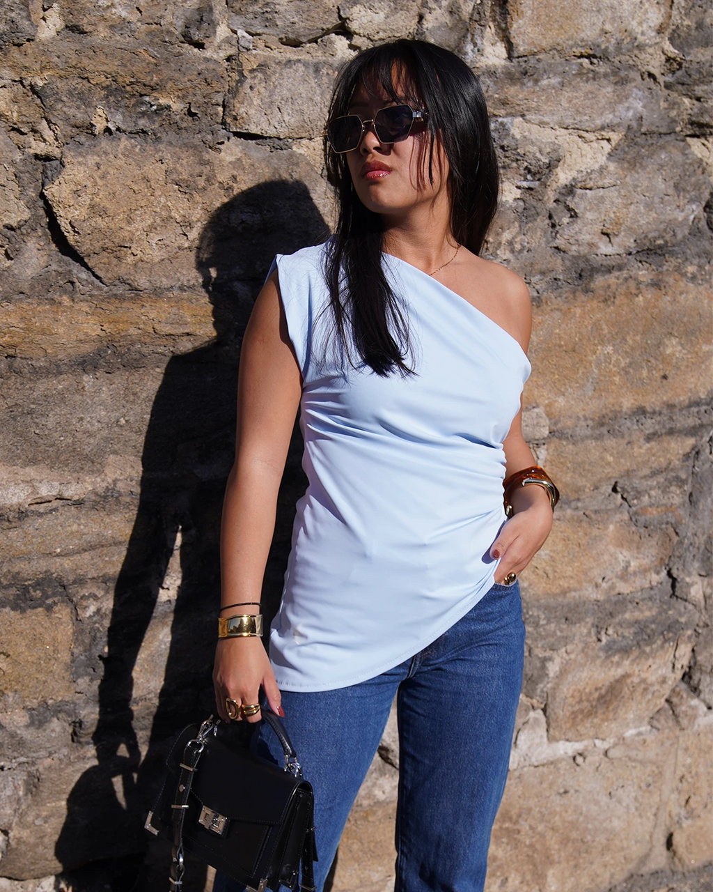 Top asymétrique bleu drapé